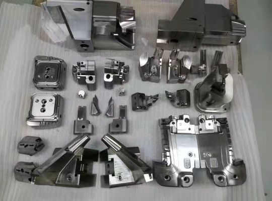Bộ phận phần cứng khuôn ép chính xác OEM Bộ phận khuôn tự động bằng đồng thau bằng thép không gỉ
